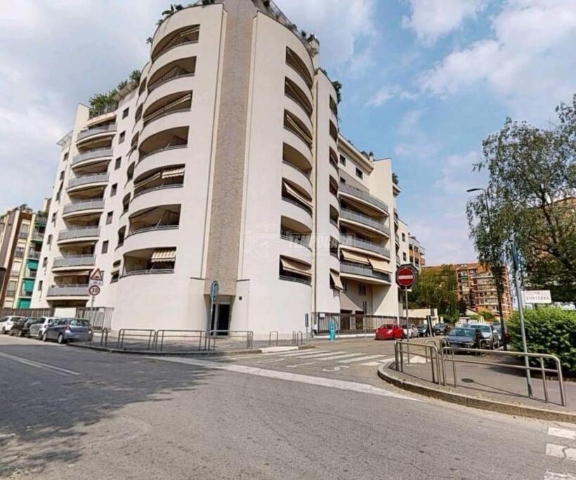 Flo House, Universita Bicocca Apartment *