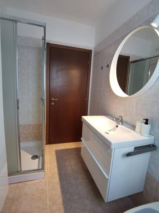 Flo House, Universita Bicocca Apartamento *